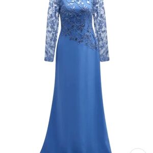 Womens Sequined Embroidered Evening Dress size 4 New with tags